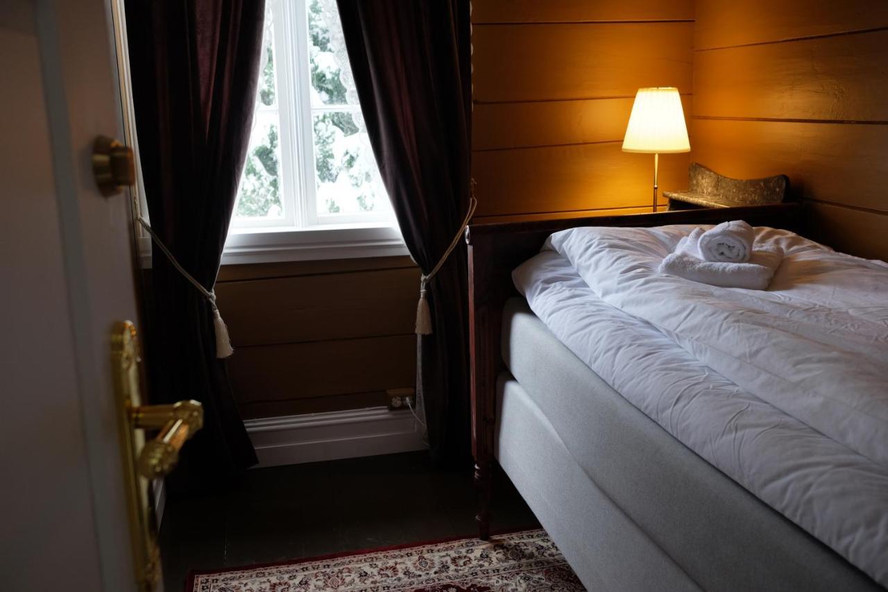 Sylte Hotell, Valldal Exterior photo